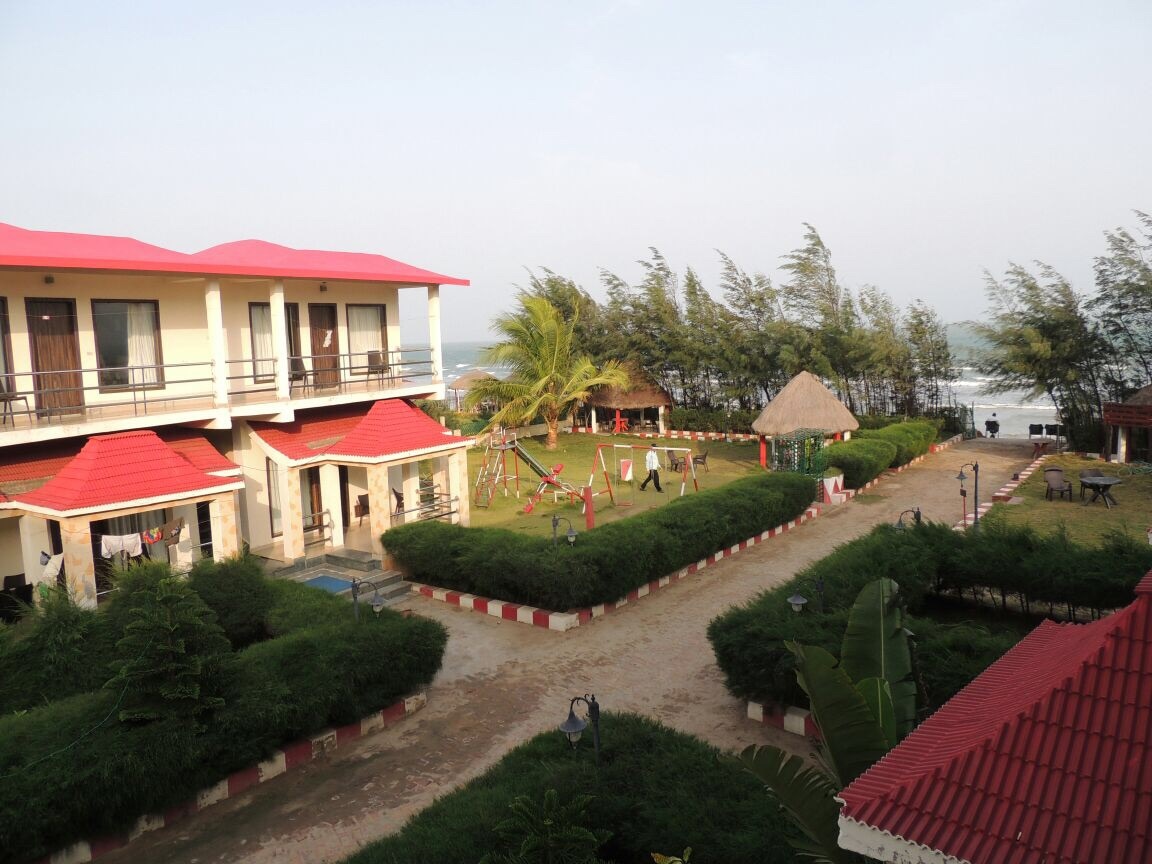 The Candlewood Park Beach Resort-2